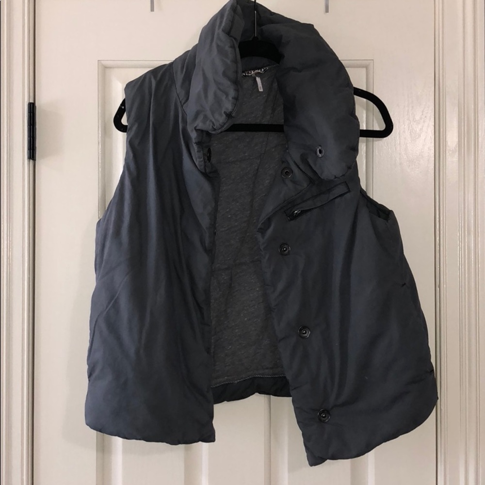 Grey puffed vest